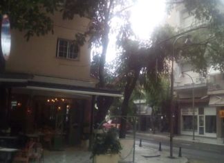 ΕΚΤΑΚΤΟ Συμβαινει τωρα