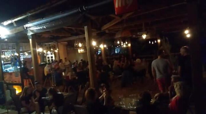 Βραδιά Πανσελήνου με τους ‘Modern Blue στο The Mill Cafe · Έδεσσα