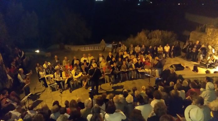 Μαγική μουσική βραδιά με την χορωδία του Καπη Δήμου Έδεσσας (φωτο & βιντεο)