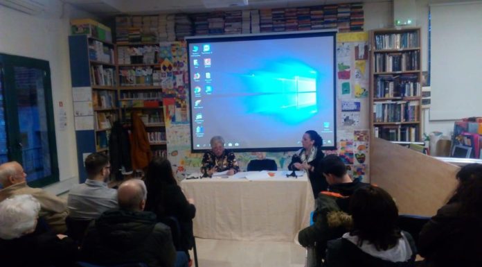 Γνωριμία με την συγγραφέα κυρία Μαρία Ποπκιώση, στην δημόσια κεντρική βιβλιοθήκη Έδεσσας