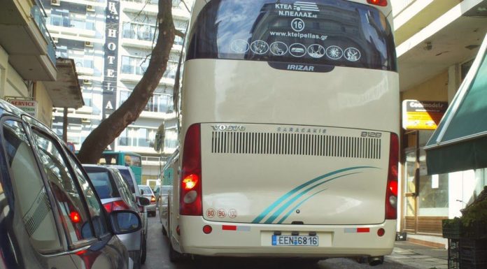 Αντιστροφή κίνησης οχημάτων στην οδό Παύλου Μελά