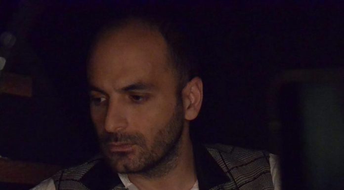 Ανδρέας Αποστόλου – ΄΄Τα Λόγια Που Πουλάς΄΄