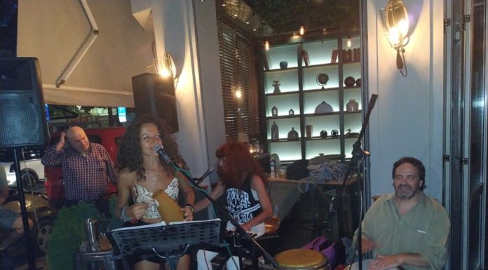Latin party χθες Κυριακή πρώτη του μήνα, στο΄΄Duomo Café Bar΄΄