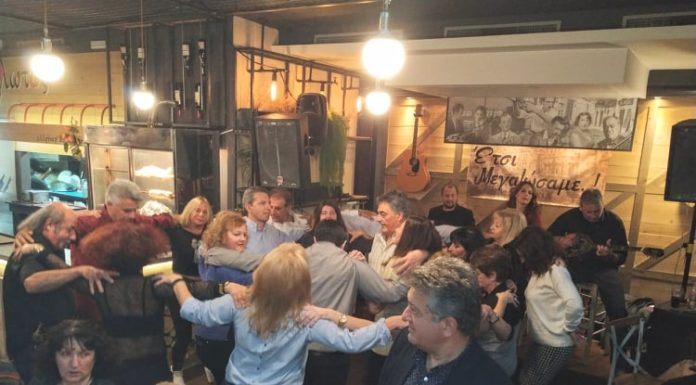Πλούσιο φωτορεπορτάζ και βίντεο από την υπεροχή βραδιά του΄΄Έτσι μεγαλώσαμε΄΄το Σάββατο στο Λωτό