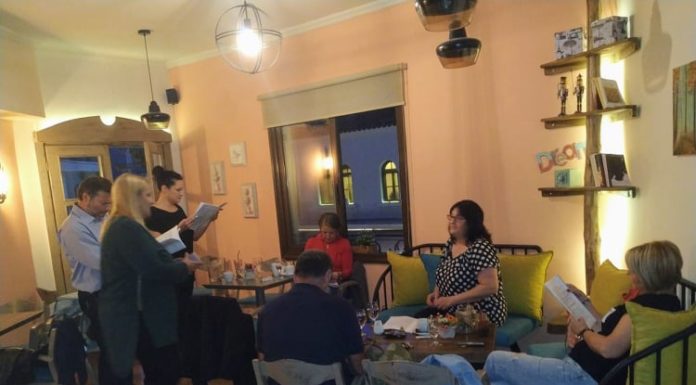 Στην τελική ευθεία οι πρόβες της θεατρικής παράστασης ΄΄Ο ζηλιαρόγατος΄΄