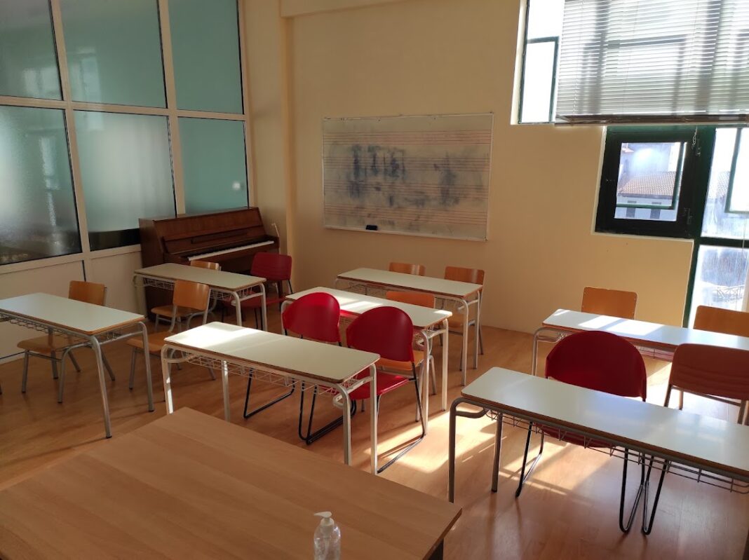 ανακαίνιση αιθουσών (4)