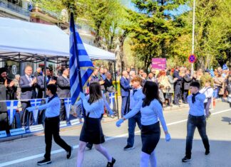 Με λαμπρότητα και περηφάνεια γιορτάστηκε και εφέτος η επέτειος της 25ης Μαρτίου στην Έδεσσα